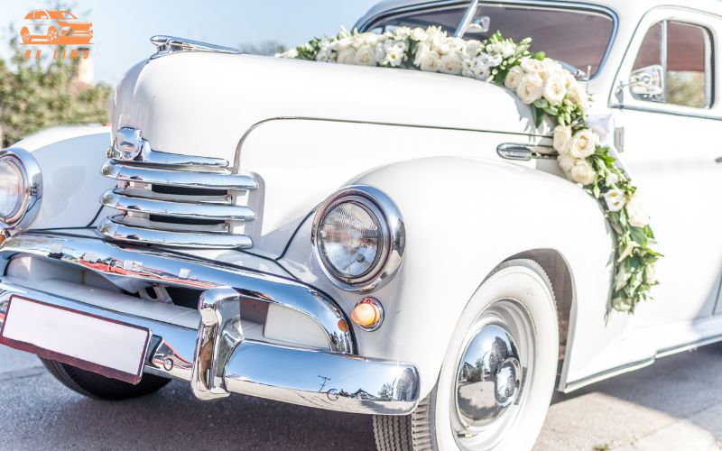 Vintage and Classic Wedding Limousines
